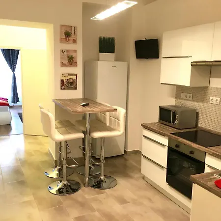 Standard By Hi5 - Ruin Bar Distr.