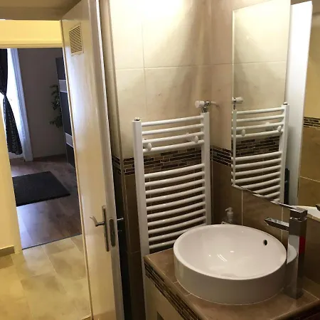 Standard By Hi5 - Ruin Bar Distr. *