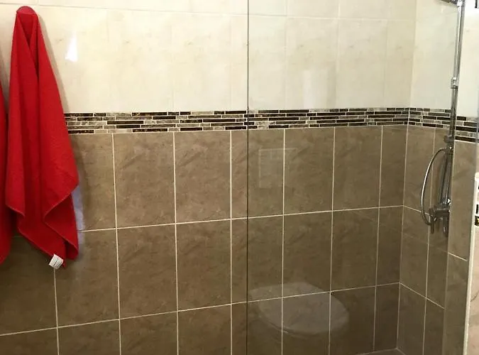 Standard By Hi5 - Ruin Bar Distr. شقة *