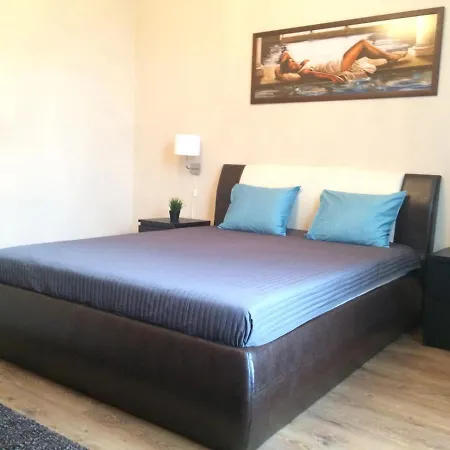 Standard By Hi5 - Ruin Bar Distr. Apartmán *
